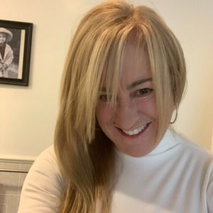 Meet your Posher, Deborah